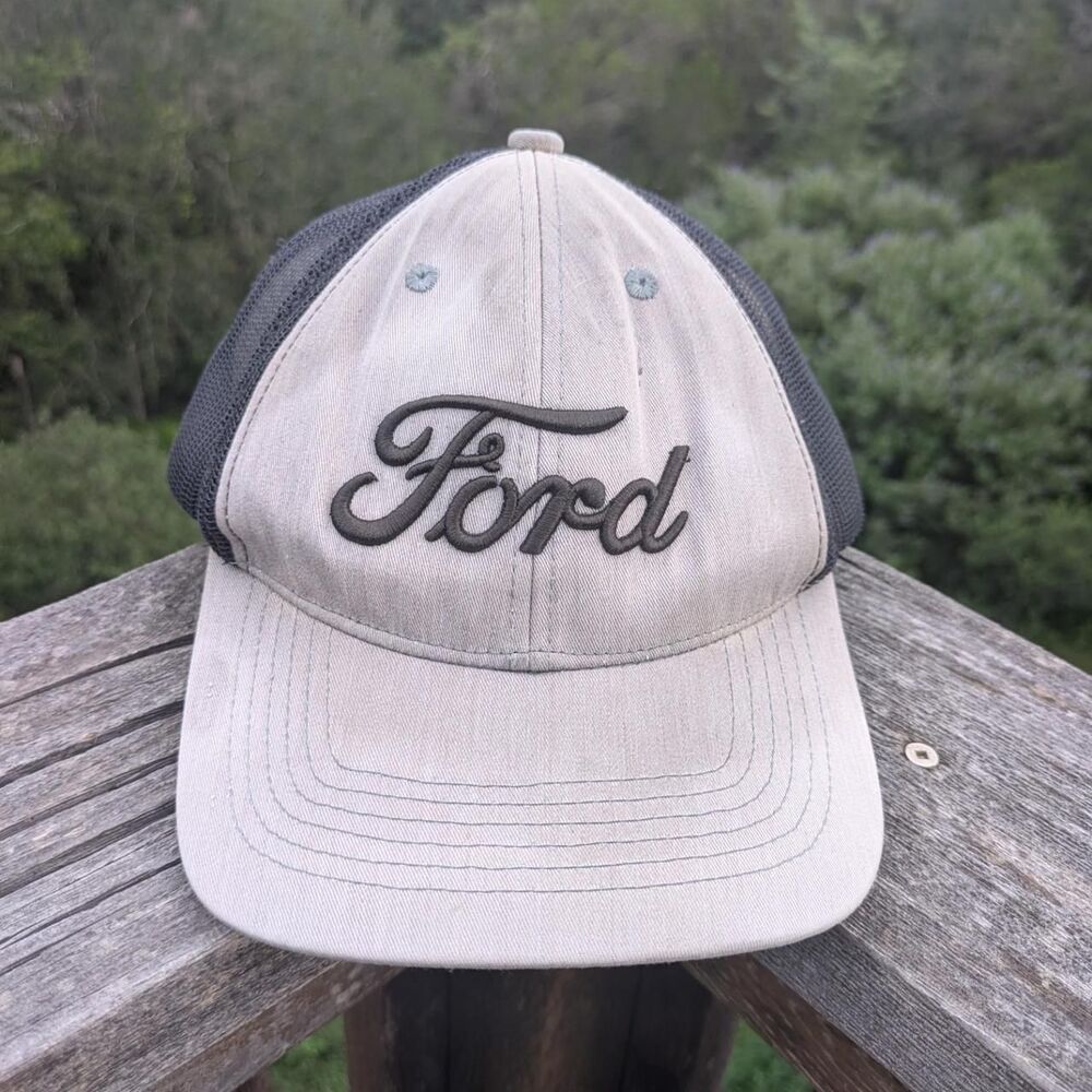 Ford Men's Black and Grey Hat